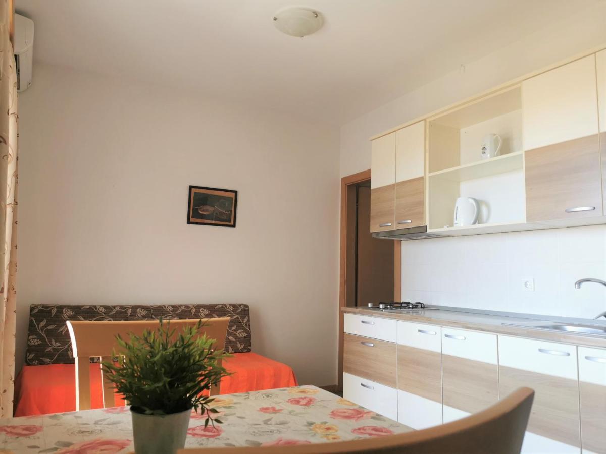 Lenka Apartments II โนวาลยา ภายนอก รูปภาพ