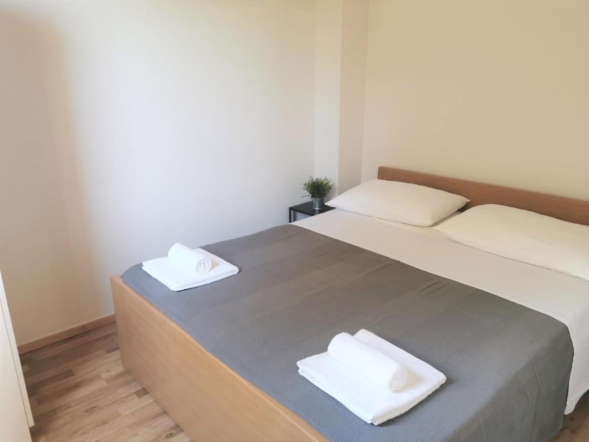 Lenka Apartments II โนวาลยา ภายนอก รูปภาพ