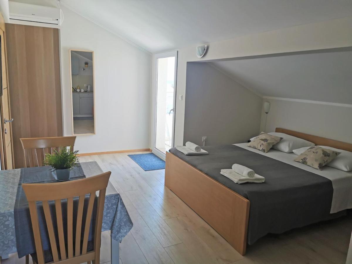 Lenka Apartments II โนวาลยา ภายนอก รูปภาพ