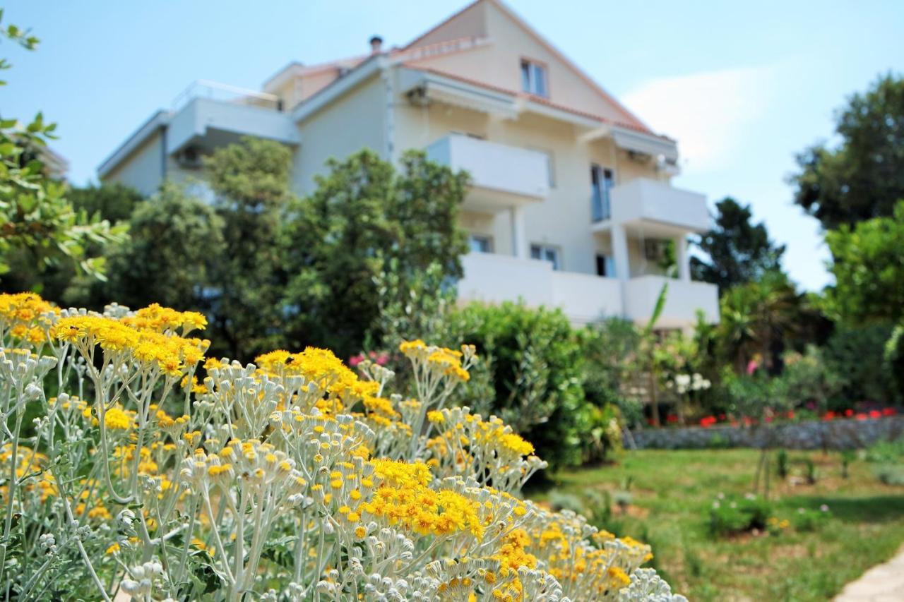 Lenka Apartments II โนวาลยา ภายนอก รูปภาพ